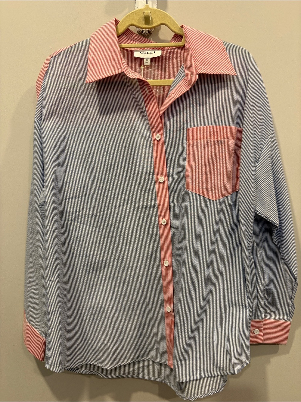 Gilli Two-Tone Blue and Coral Striped Button-Down Shirt